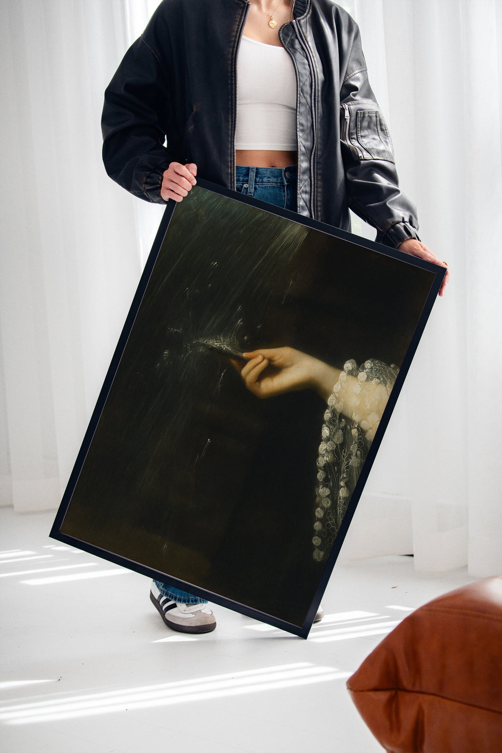 The Painter’s Sleeve in Moonlight