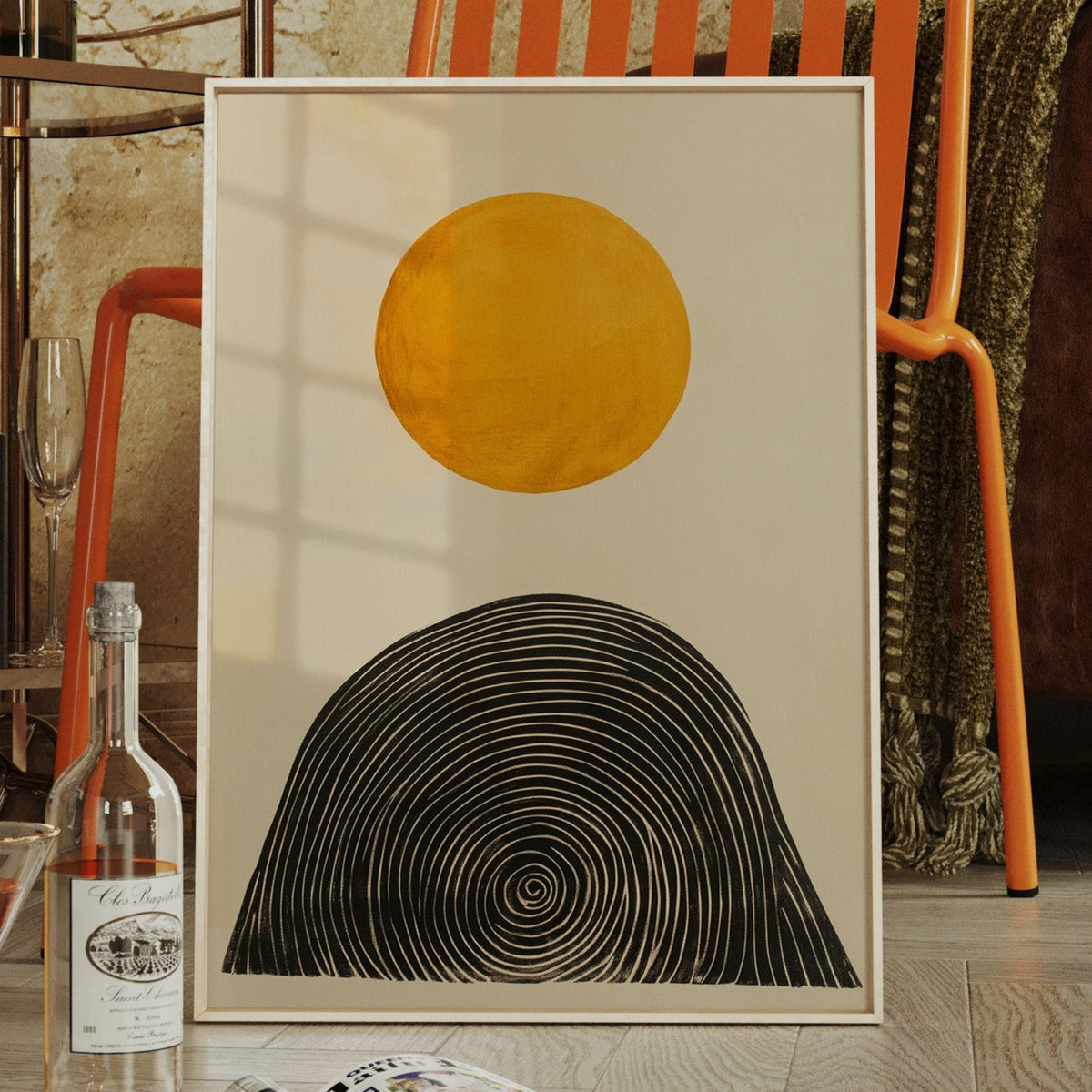 Solar Balance in Black and Gold