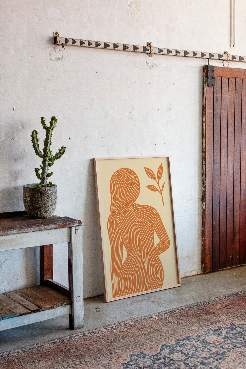 Earth Lines of the Feminine Form