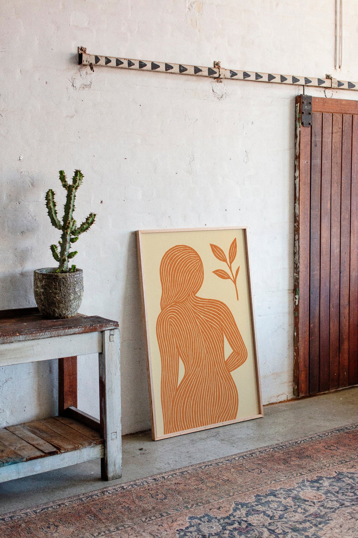 Earth Lines of the Feminine Form