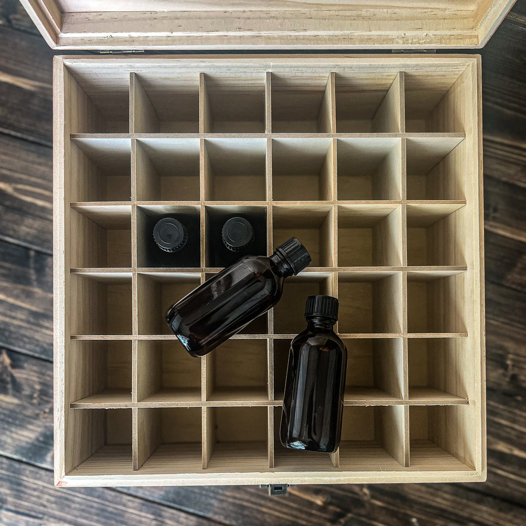 2 oz Whiskey Sample Bottle Decorative Storage box