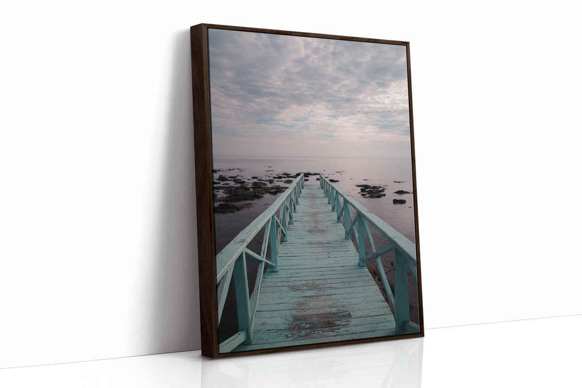 Pathway to Quiet Horizons